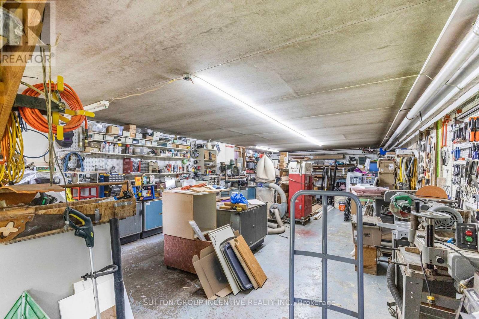 149 Blake Street, Barrie, Ontario  L4M 1K4 - Photo 37 - S12488328