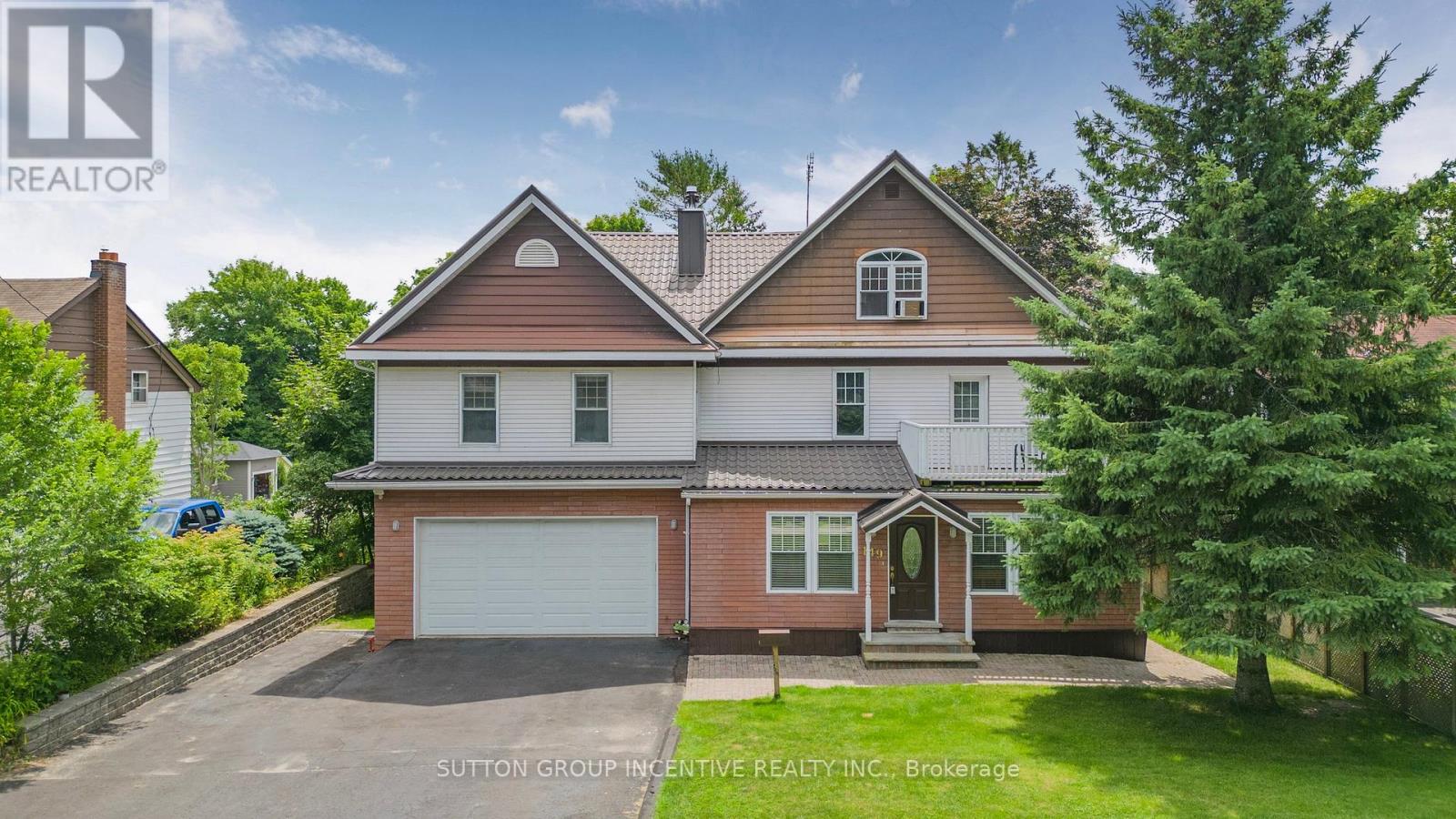 149 BLAKE STREET, Barrie, Ontario