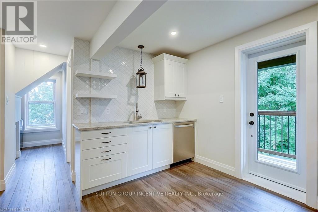 1 - 234 Laclie Street, Orillia, Ontario  L3V 4N6 - Photo 7 - S12483278