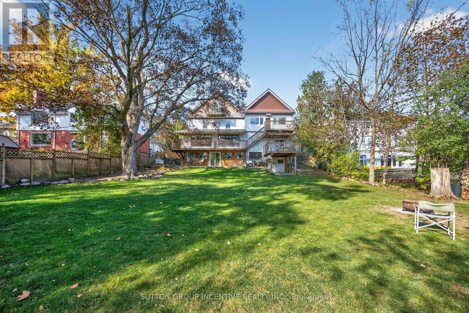 149 Blake Street, Barrie, Ontario  L4M 1K4 - Photo 41 - S12488328