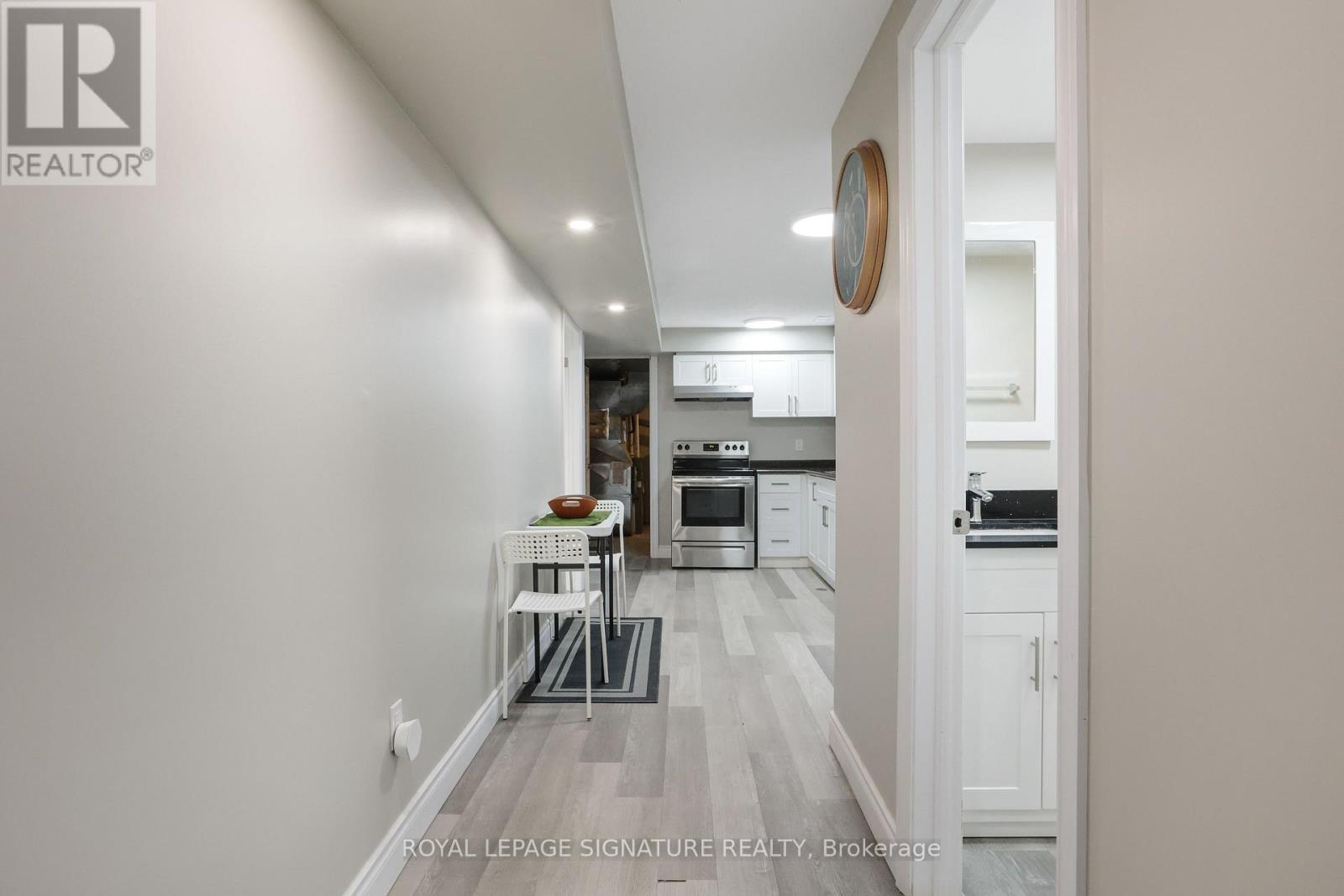 1506 Queen's Boulevard, Kitchener, Ontario N2M 1E4 - Photo 9 - X12467909