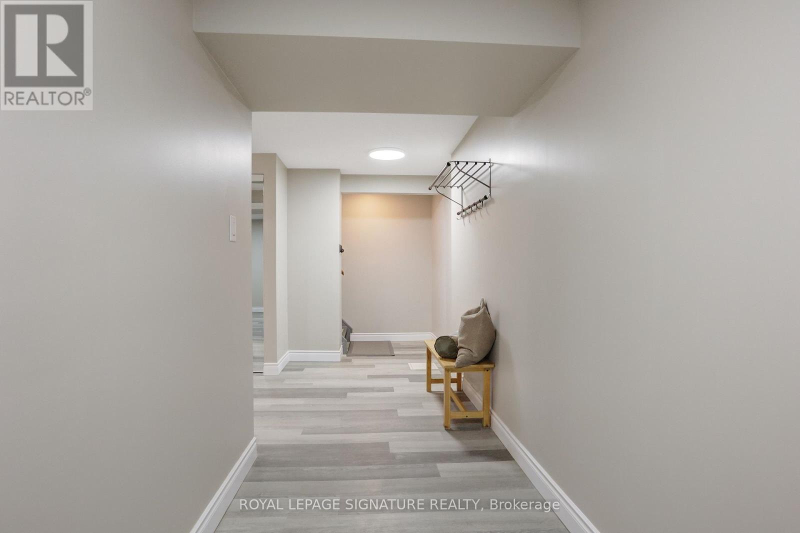 1506 Queen's Boulevard, Kitchener, Ontario N2M 1E4 - Photo 4 - X12467909