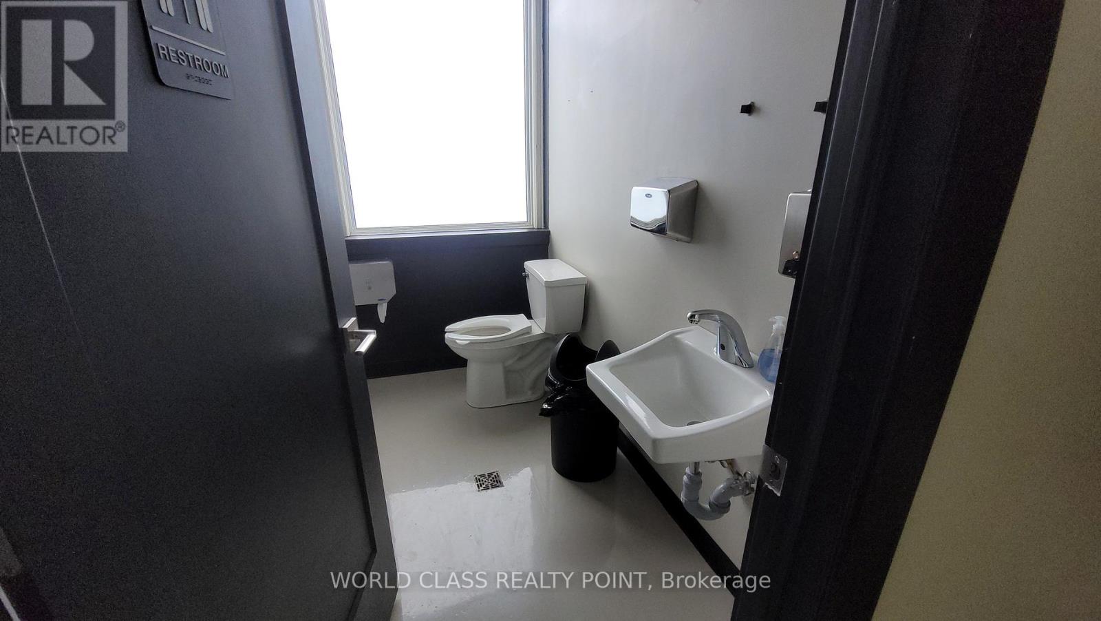 B - 289 Horner Avenue, Toronto, Ontario  M8Z 4Y4 - Photo 17 - W12605404