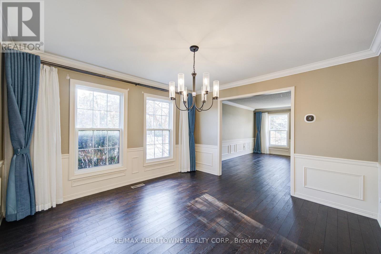 1251 Old Colony Road, Oakville, Ontario  L6M 1K8 - Photo 11 - W12605424