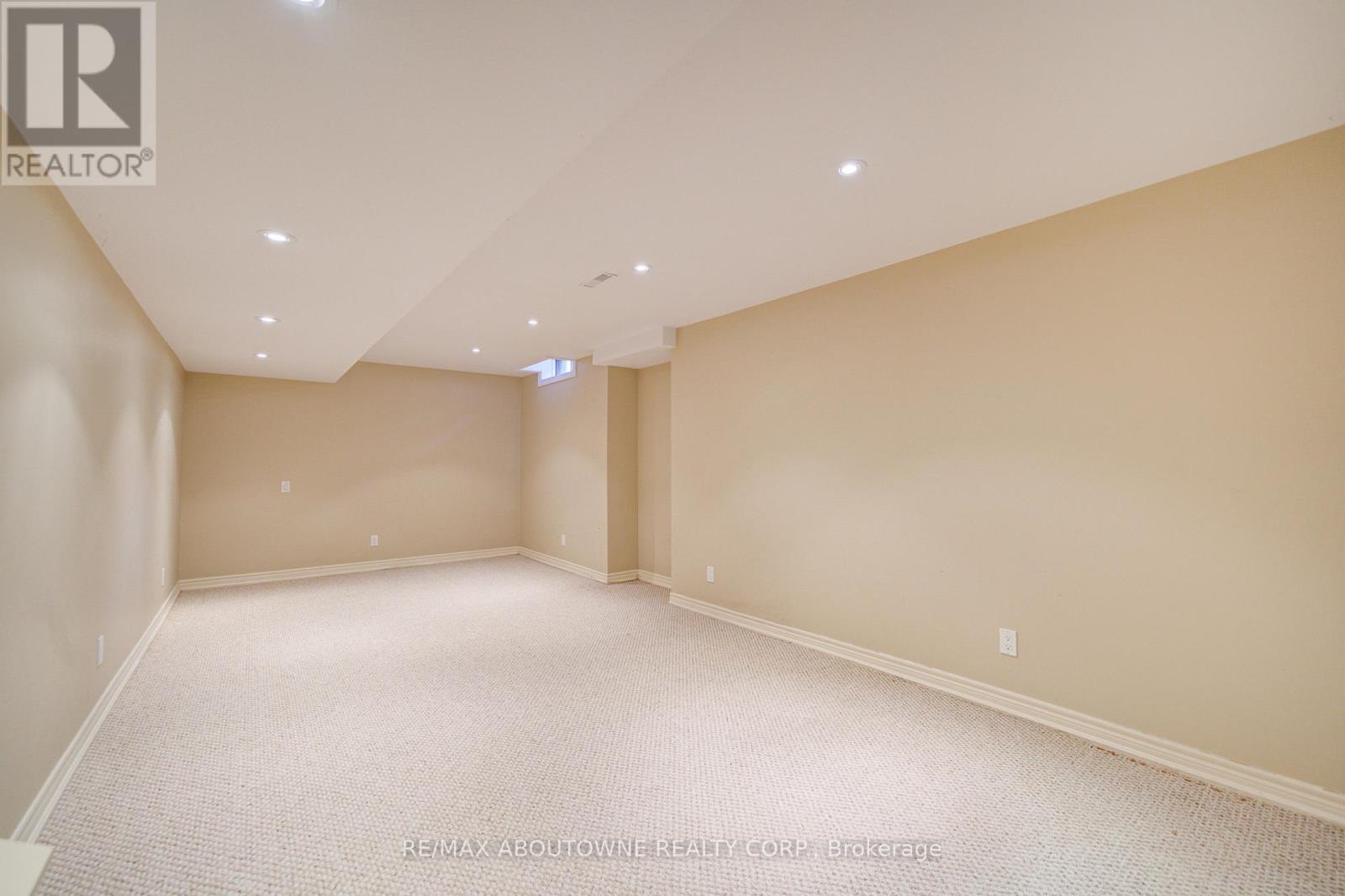 1251 Old Colony Road, Oakville, Ontario  L6M 1K8 - Photo 42 - W12605424