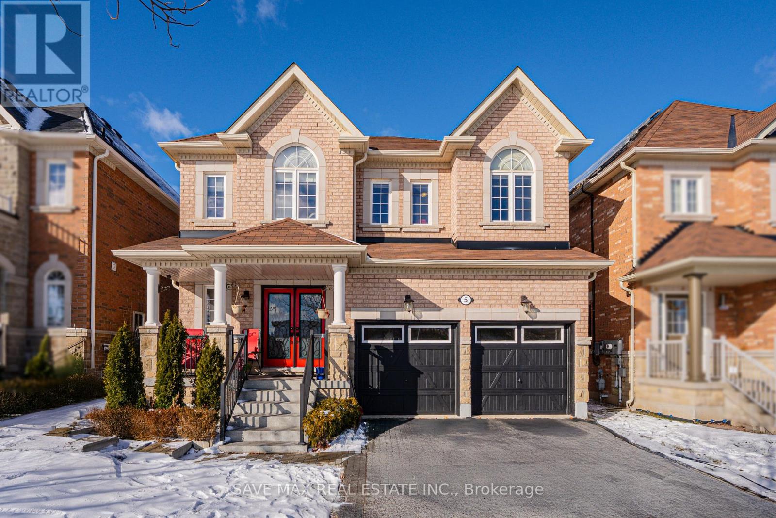 5 DILLON DRIVE, Brampton, Ontario
