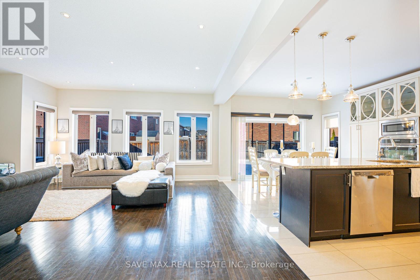 5 Dillon Drive, Brampton, Ontario  L6X 3B6 - Photo 10 - W12605430