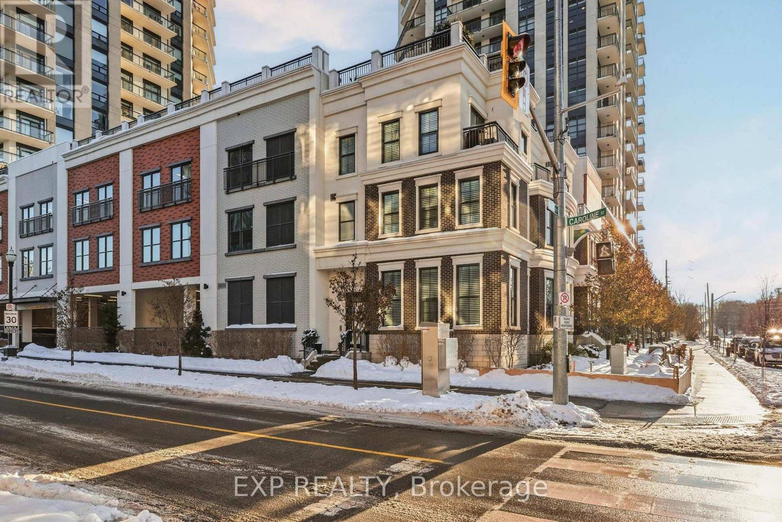 Th10 - 155 Caroline Street S, Waterloo, Ontario N2L 0J8 - Photo 2 - X12605392