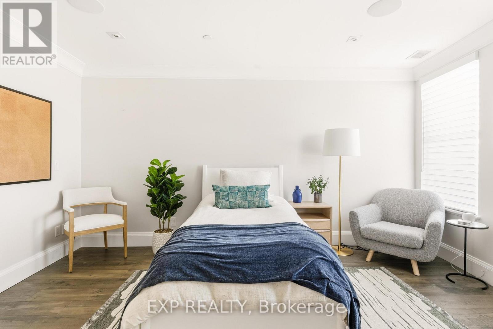 Th10 - 155 Caroline Street S, Waterloo, Ontario N2L 0J8 - Photo 35 - X12605392