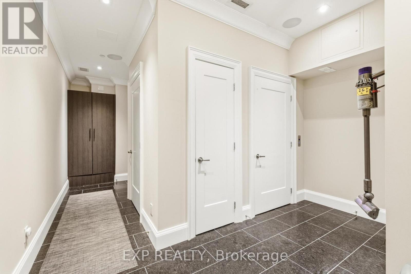 Th10 - 155 Caroline Street S, Waterloo, Ontario N2L 0J8 - Photo 45 - X12605392