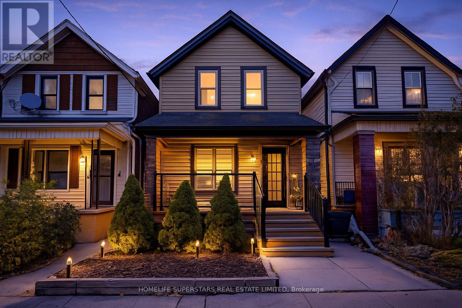 73 CLINTON STREET, Hamilton, Ontario