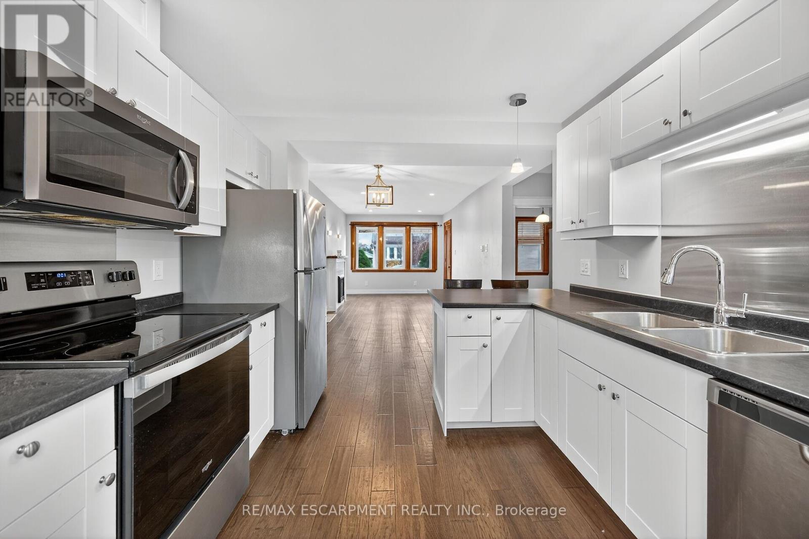 266 Wexford Avenue S, Hamilton, Ontario  L8K 2P3 - Photo 18 - X12605478