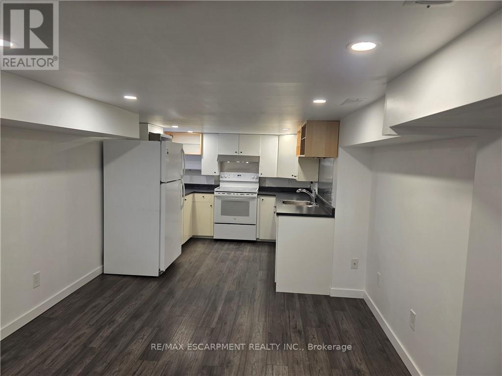 266 Wexford Avenue S, Hamilton, Ontario  L8K 2P3 - Photo 44 - X12605478