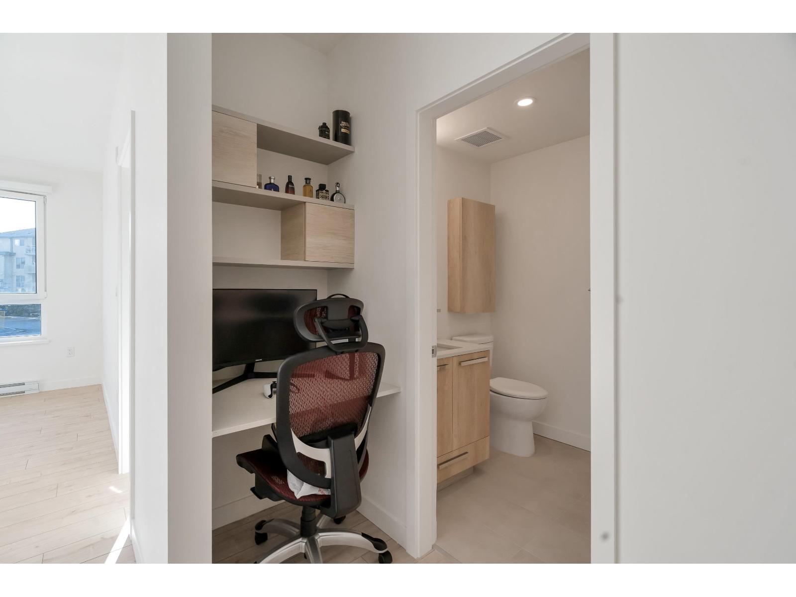 223 13788 76 Avenue, Surrey, British Columbia  V3W 3V9 - Photo 20 - R3072455