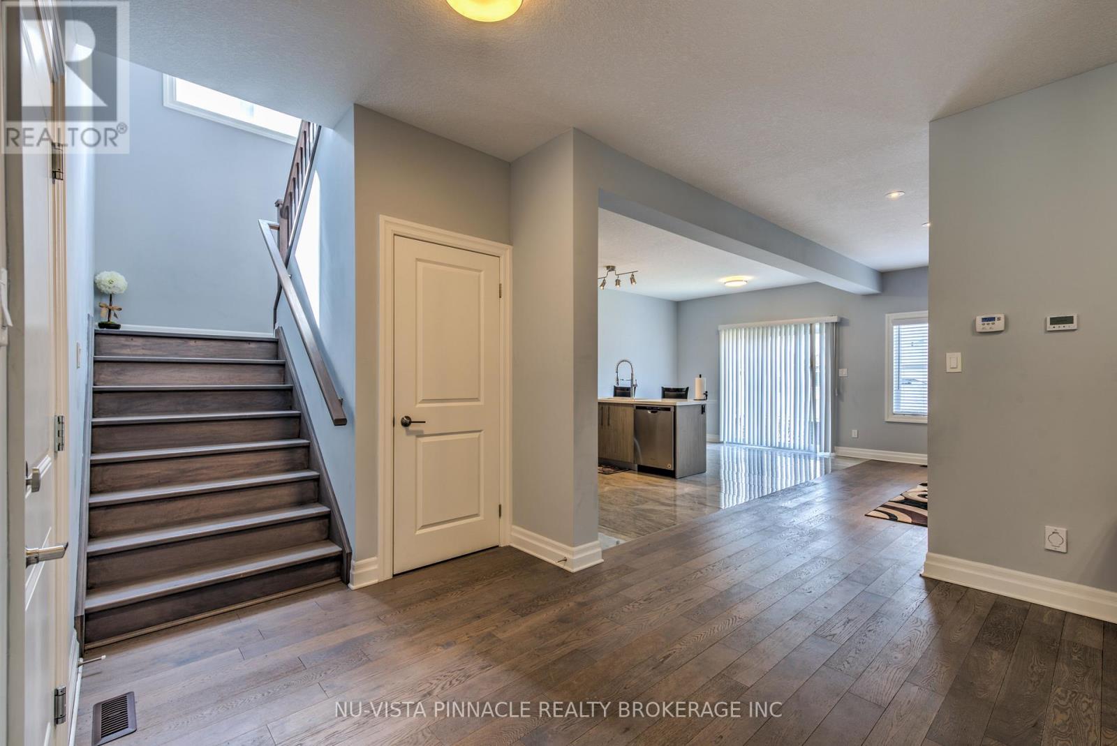 5 - 2619 Sheffield Boulevard, London South (South U), Ontario  N6M 0G4 - Photo 7 - X12605530