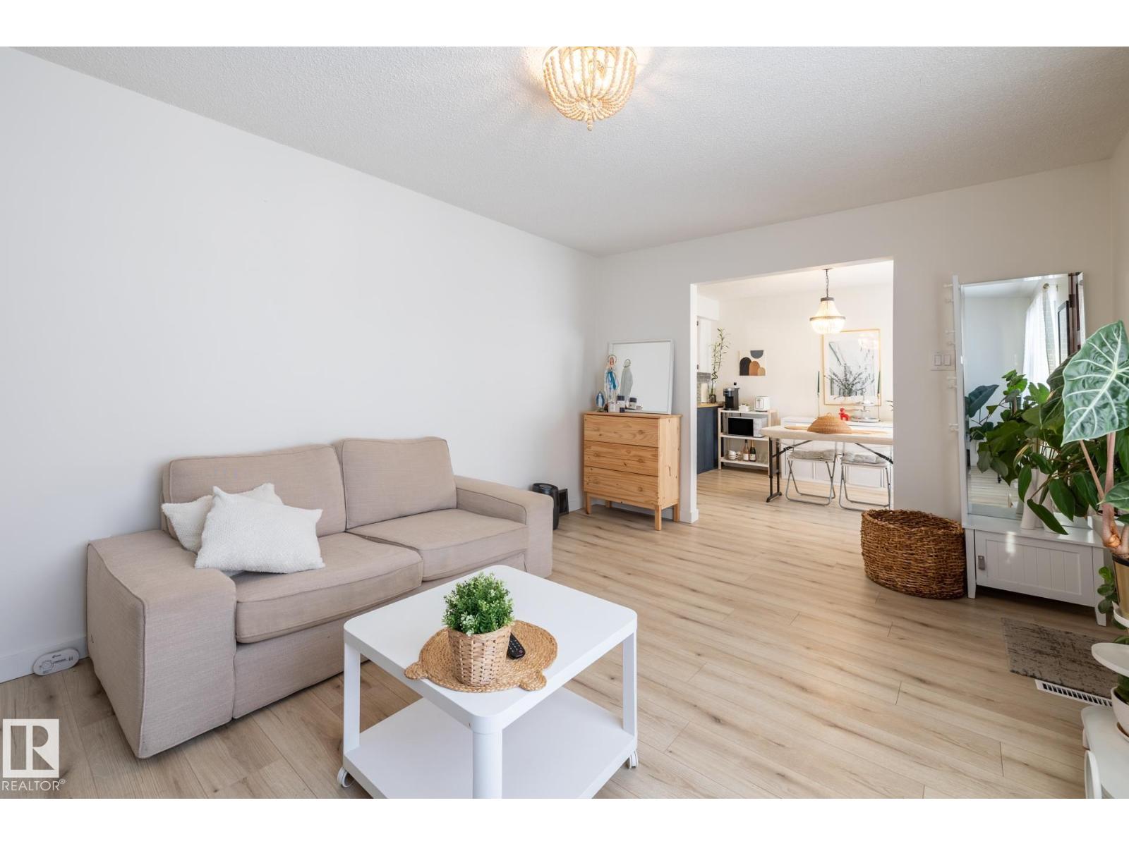 11502 89 St Nw, Edmonton, Alberta  T5B 3T9 - Photo 5 - E4467530