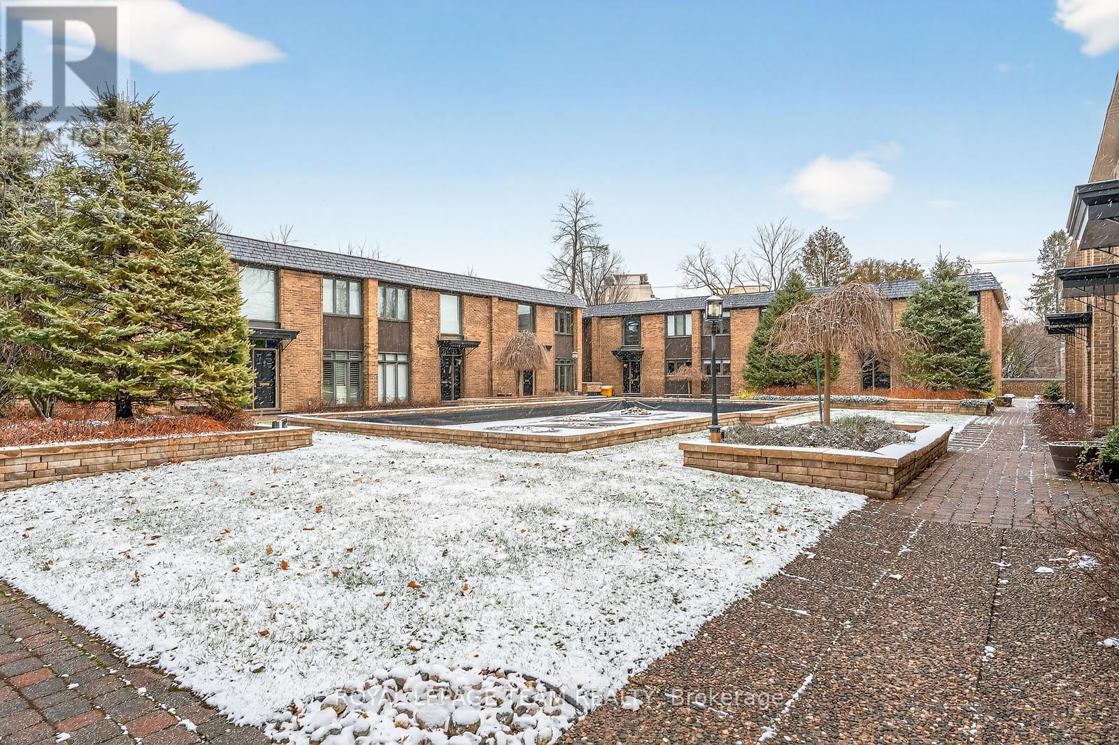 10 - 174 Dufferin Road, Ottawa, Ontario  K1M 2A6 - Photo 47 - X12605572