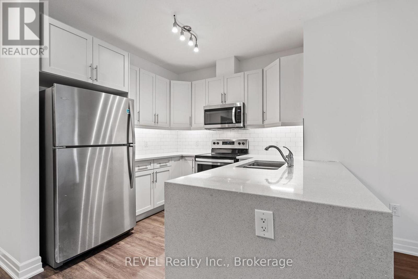 28 - 212 Lakeport Road, St. Catharines, Ontario L2N 0B4 - Photo 13 - X12605570