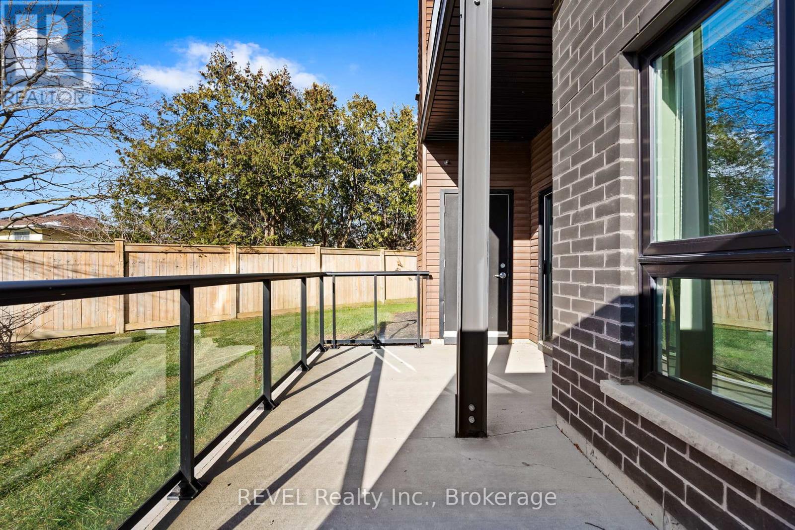 28 - 212 Lakeport Road, St. Catharines, Ontario L2N 0B4 - Photo 28 - X12605570