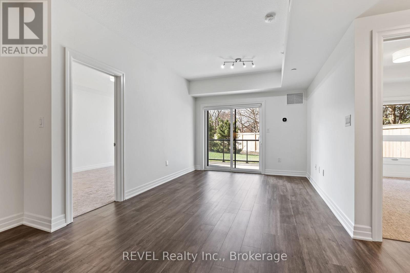 28 - 212 Lakeport Road, St. Catharines, Ontario L2N 0B4 - Photo 8 - X12605570