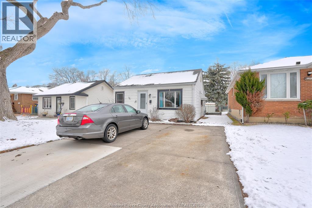 1310 Janette Avenue, Windsor, Ontario  N8X 1Y6 - Photo 1 - 25031257