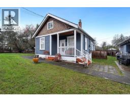 1050 Chesterfield Rd Strawberry Vale, Saanich, Ca