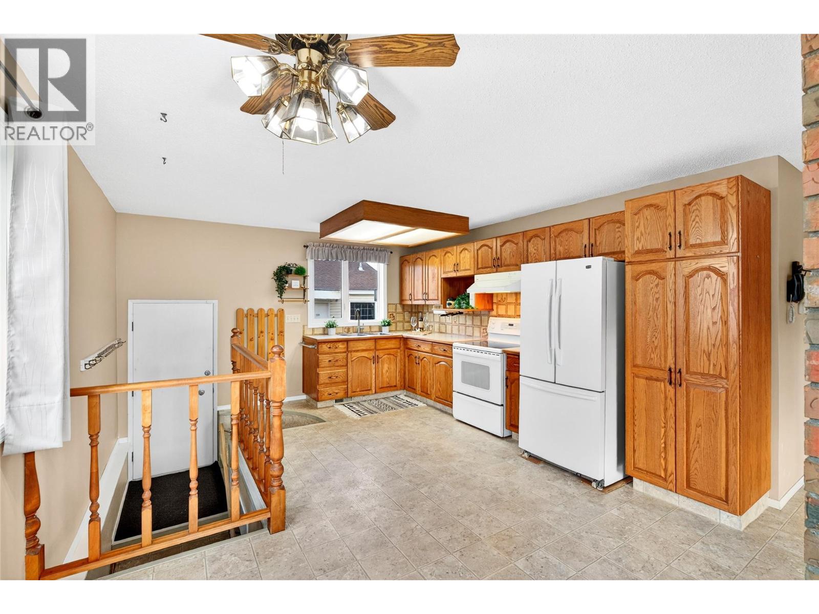 1052 Surrey Avenue Kamloops Photo 12 1052 Surrey Avenue Kamloops Photo 12