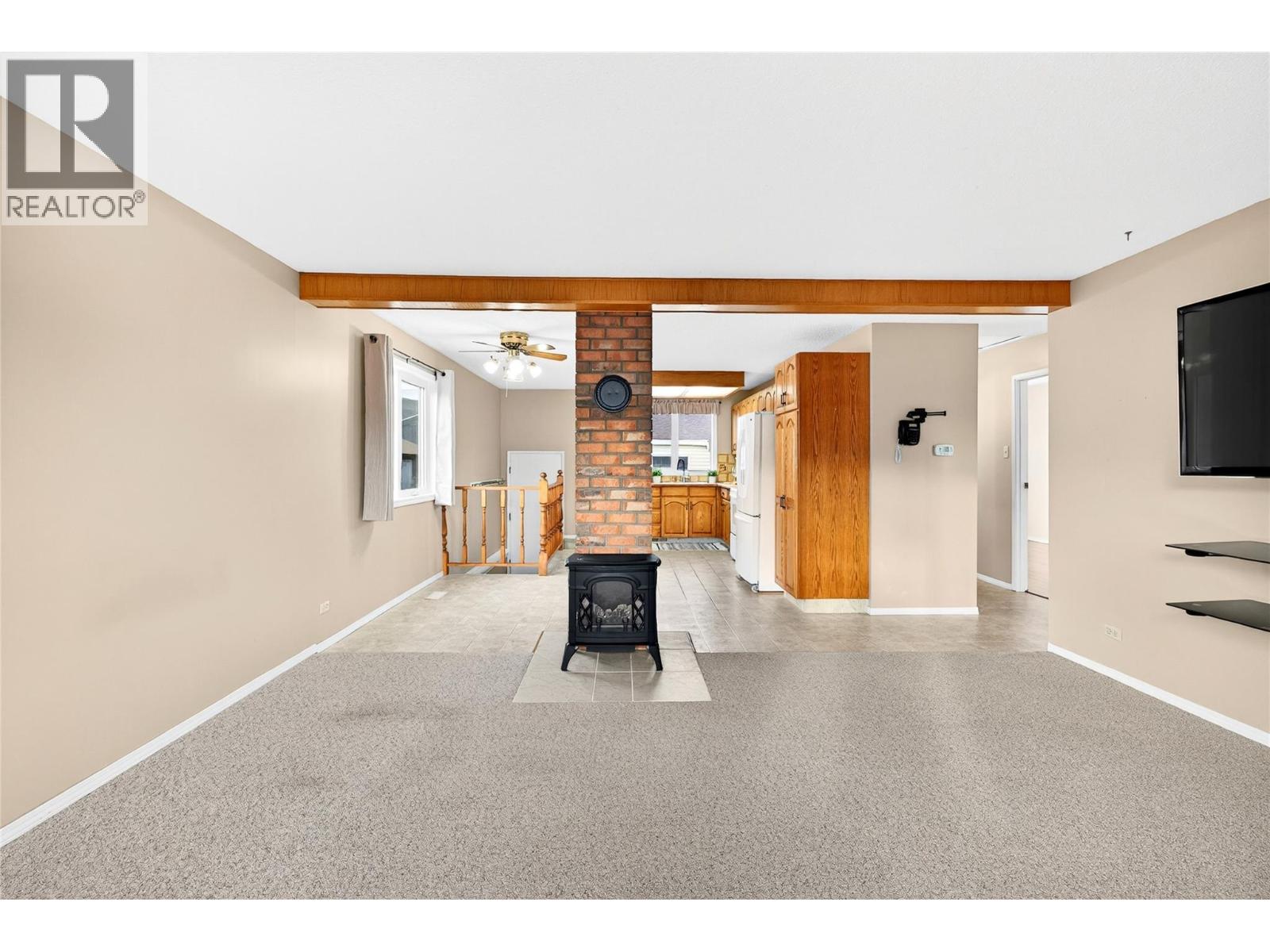 1052 Surrey Avenue Kamloops Photo 9 1052 Surrey Avenue Kamloops Photo 9