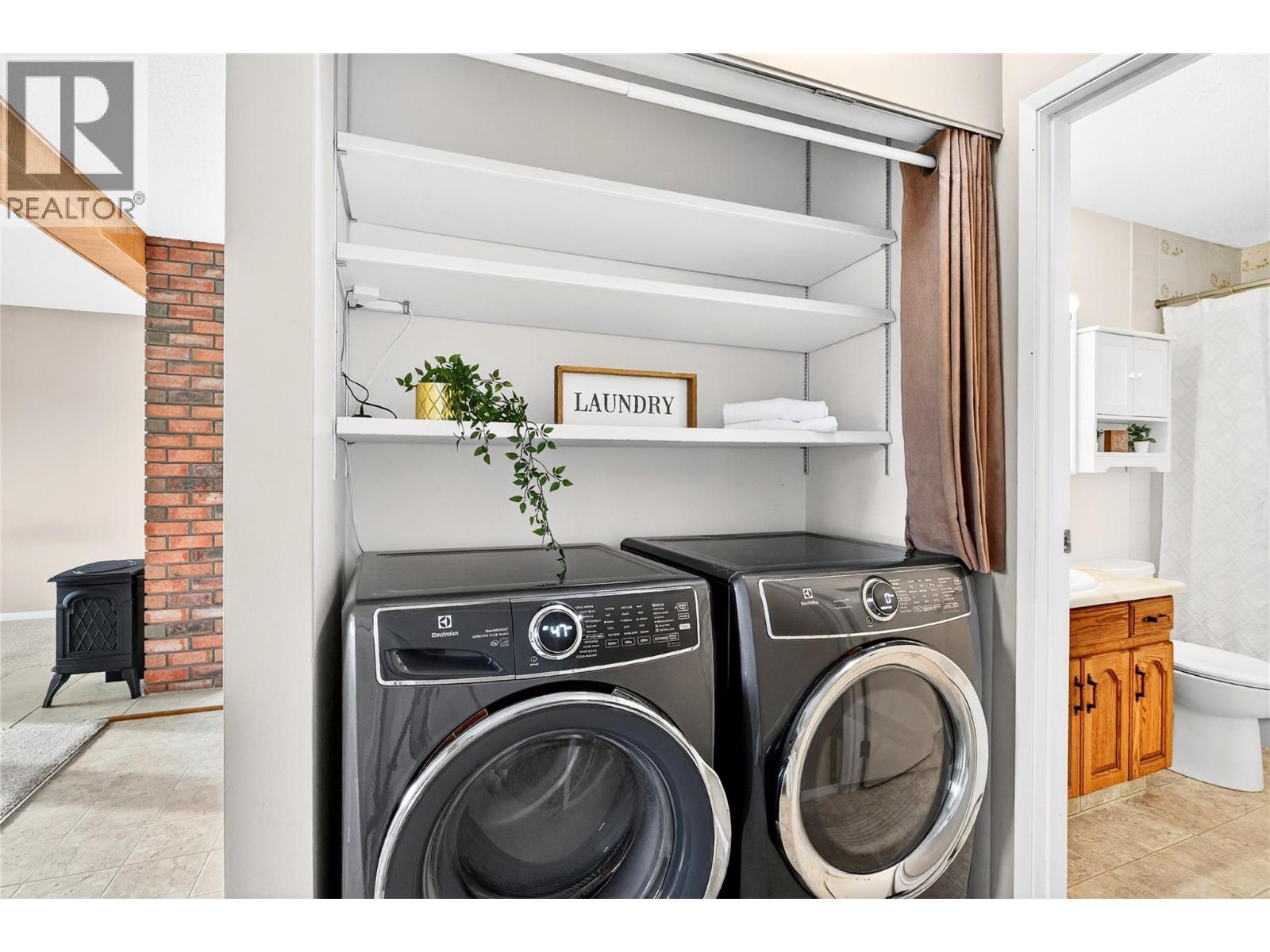 1052 Surrey Avenue Kamloops Photo 17 1052 Surrey Avenue Kamloops Photo 17