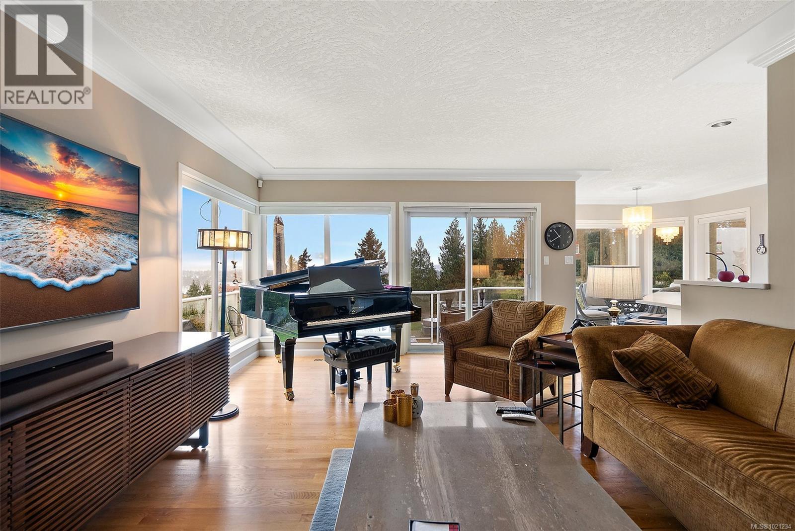 11008 Oriole Lane, North Saanich, British Columbia  V8L 5R1 - Photo 5 - 1021234