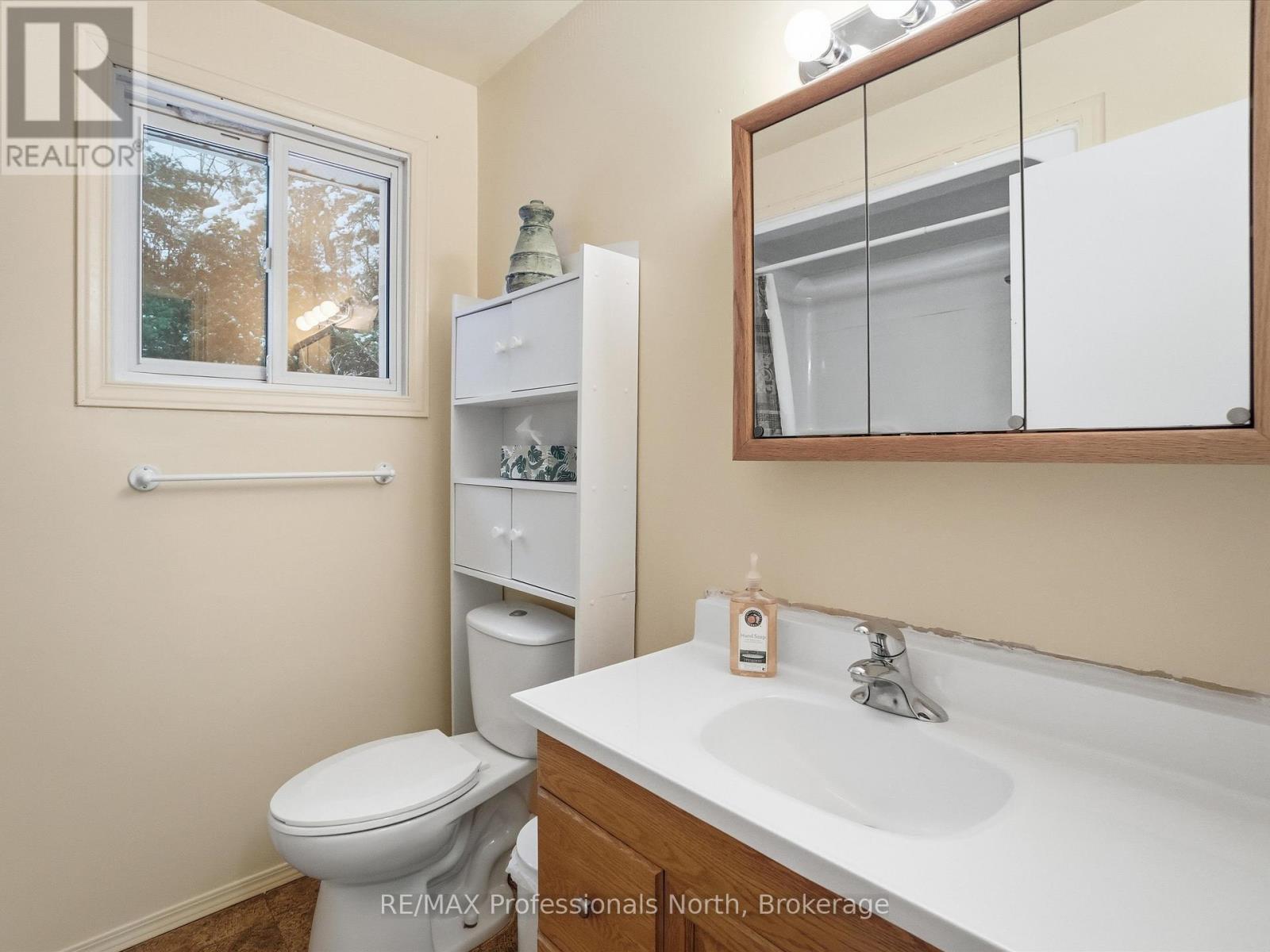 19 Meadow Park Drive, Huntsville, Ontario  P1H 1G2 - Photo 14 - X12605574