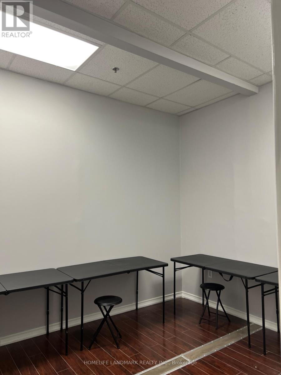 2093 - 28 South Unionville Avenue, Markham, Ontario L3R 4P9 - Photo 11 - N12266386