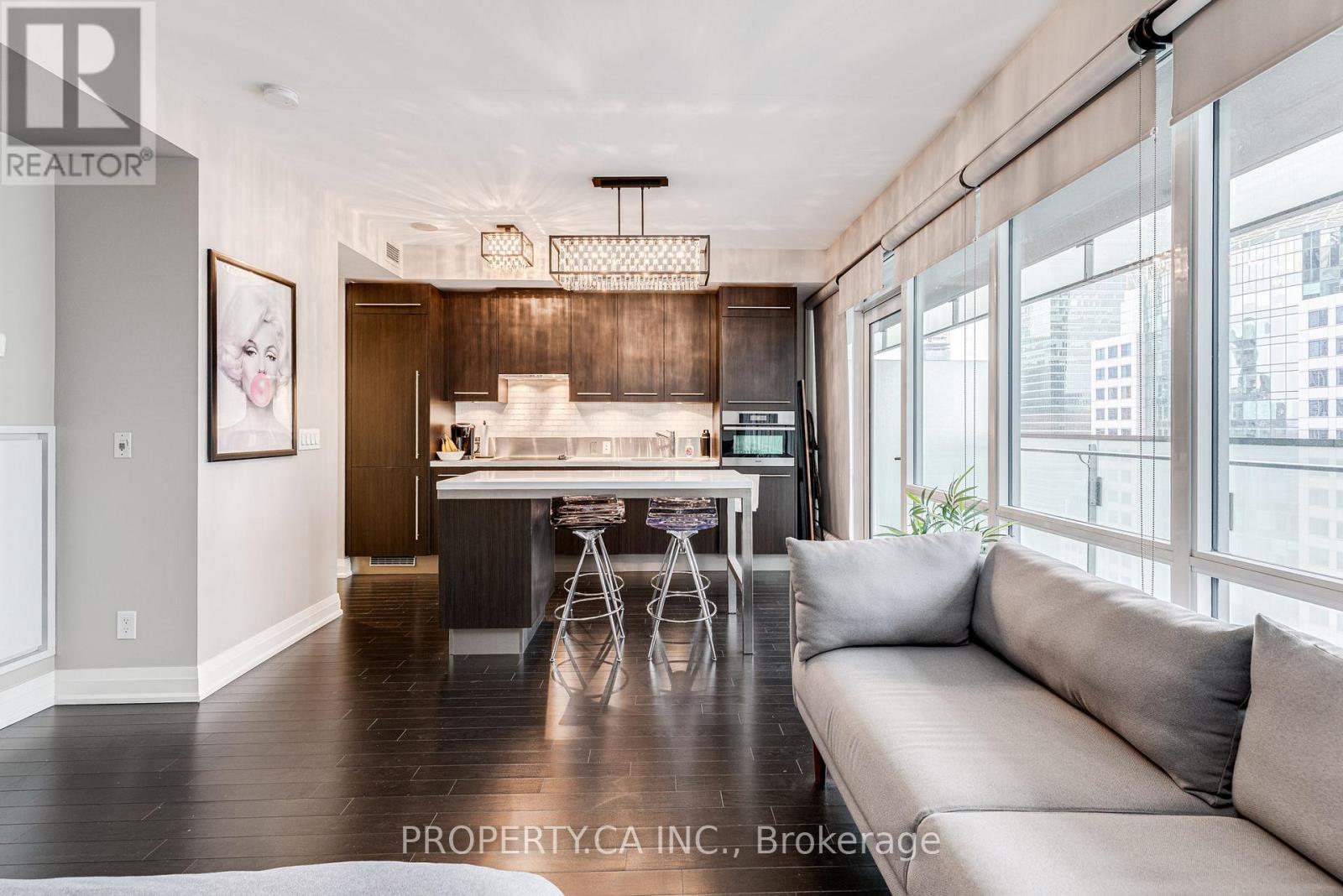 2702 - 80 John Street, Toronto, Ontario  M5V 3X4 - Photo 4 - C12605544