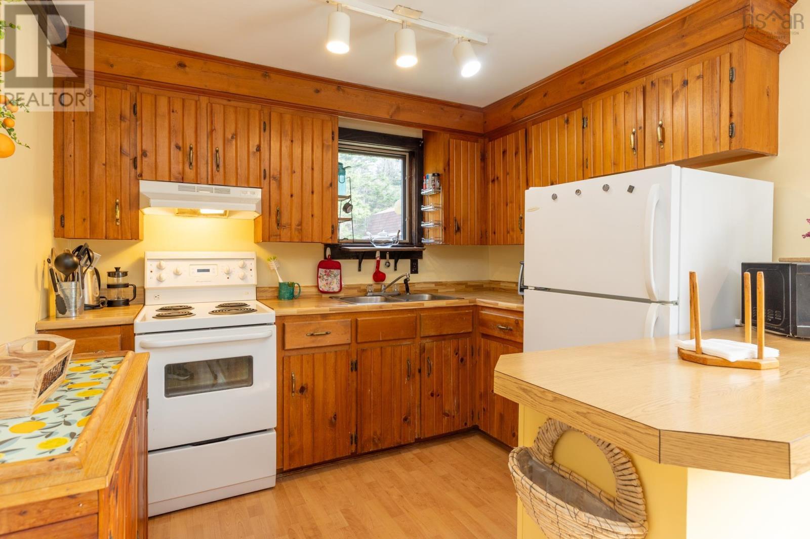 436 Rocco Point Road, Rocco Point, Nova Scotia  B0W 2X0 - Photo 15 - 202510616