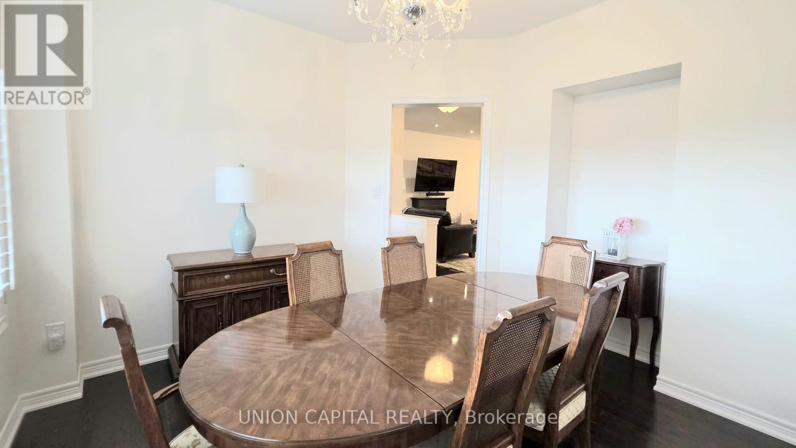 526 Church Street, Markham, Ontario  L6B 0V9 - Photo 3 - N12605578