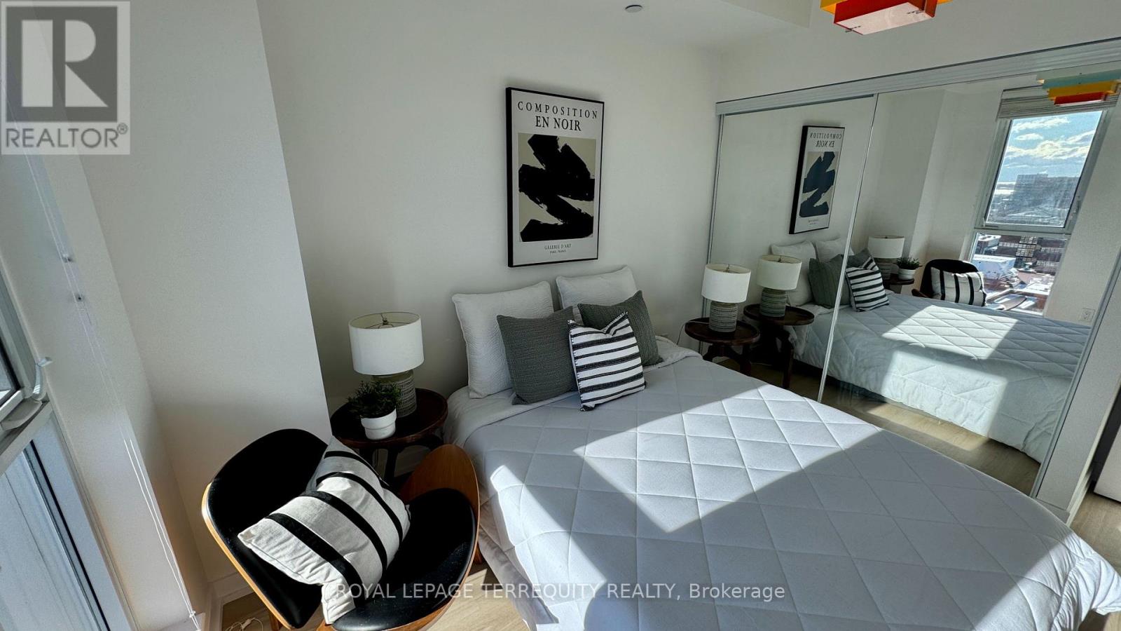 1304 - 55 Regent Park Boulevard, Toronto, Ontario  M5A 0C2 - Photo 12 - C12604694