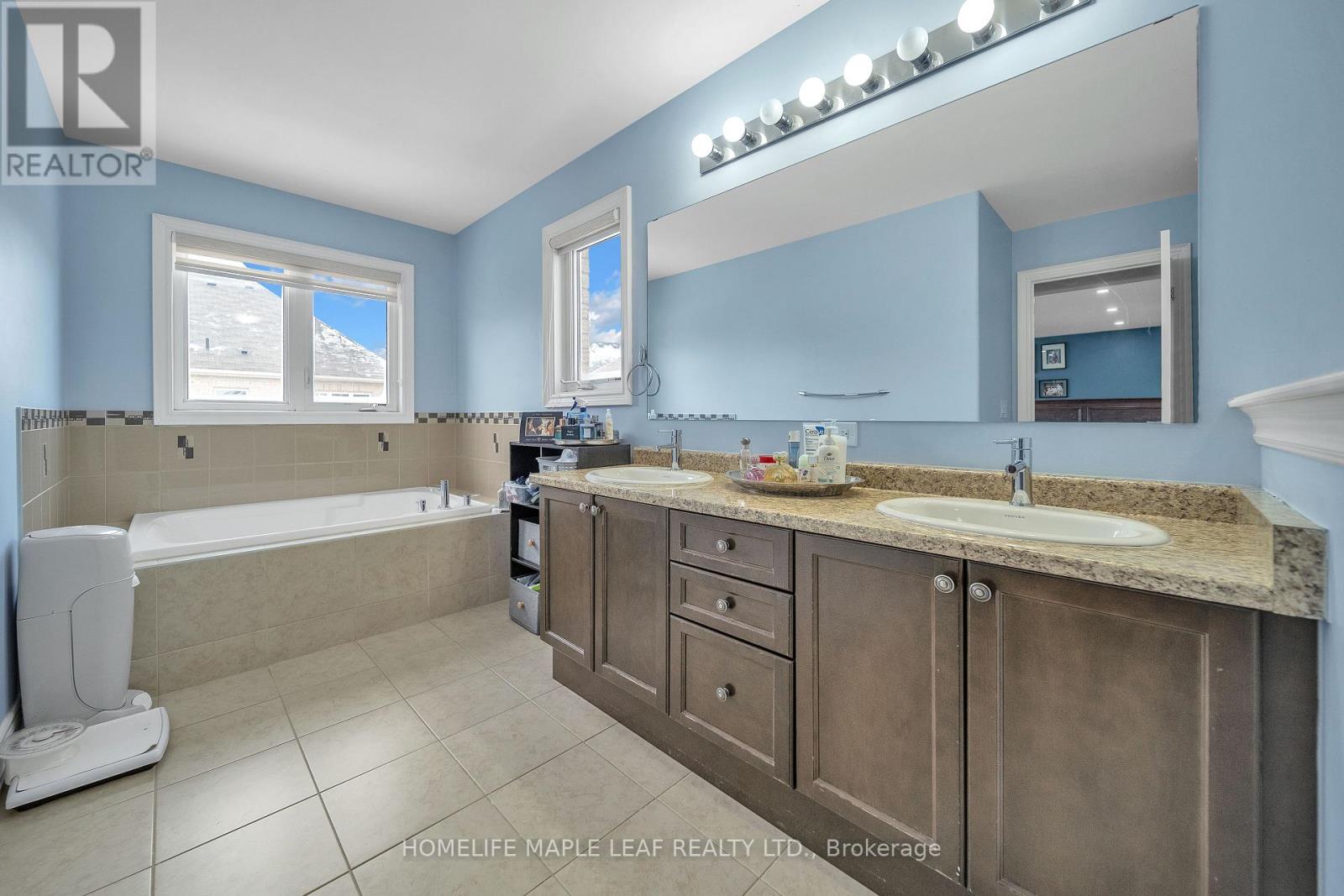 4 Trentonian Street, Brampton, Ontario  L6R 0B3 - Photo 22 - W12605516