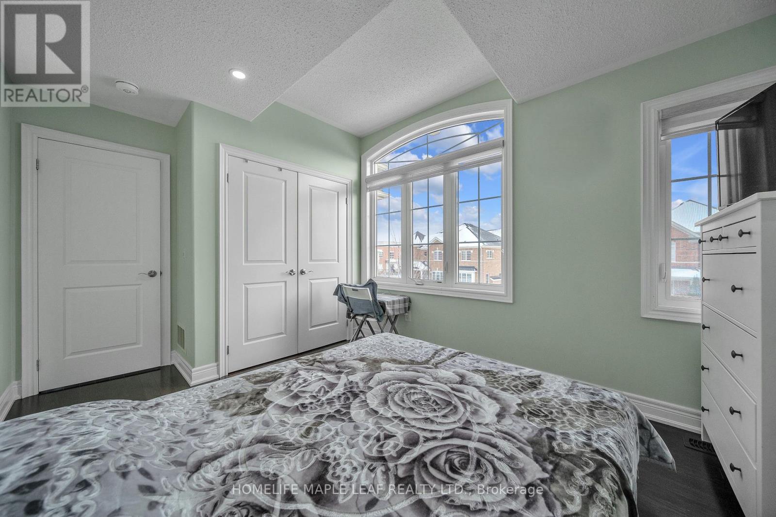 4 Trentonian Street, Brampton, Ontario  L6R 0B3 - Photo 27 - W12605516