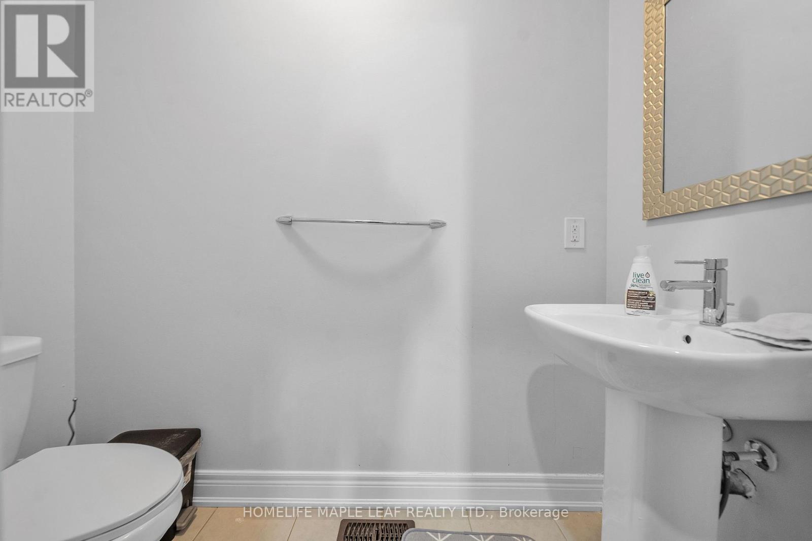 4 Trentonian Street, Brampton, Ontario  L6R 0B3 - Photo 32 - W12605516