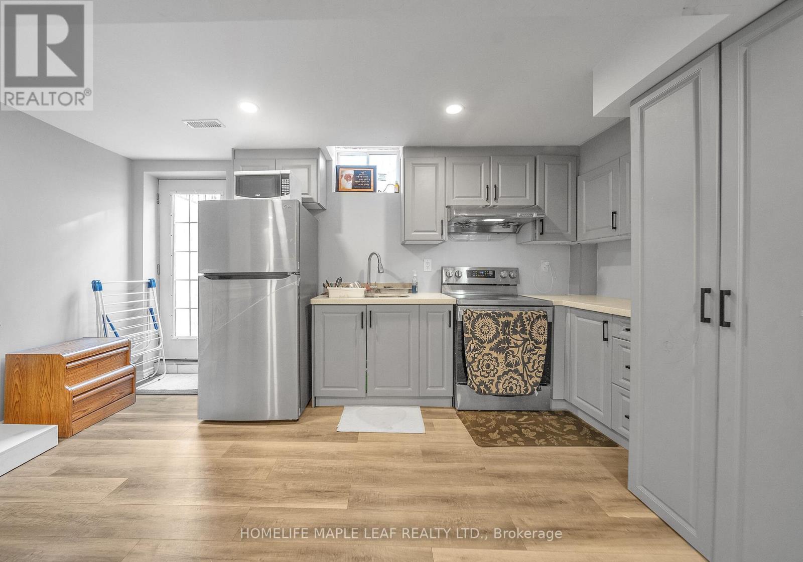 4 Trentonian Street, Brampton, Ontario  L6R 0B3 - Photo 38 - W12605516