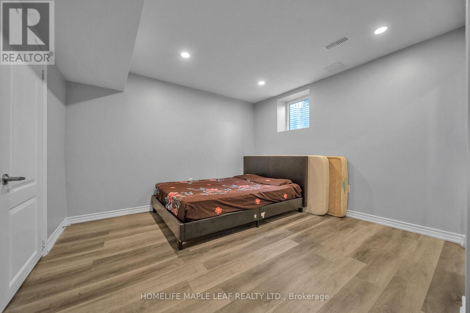 4 Trentonian Street, Brampton, Ontario  L6R 0B3 - Photo 39 - W12605516