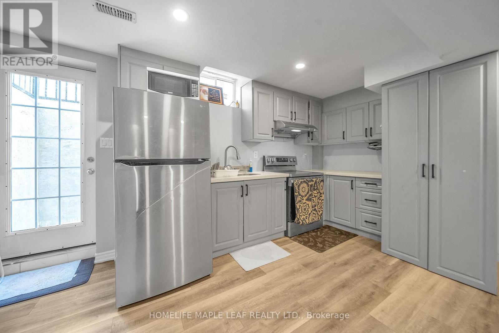 4 Trentonian Street, Brampton, Ontario  L6R 0B3 - Photo 40 - W12605516