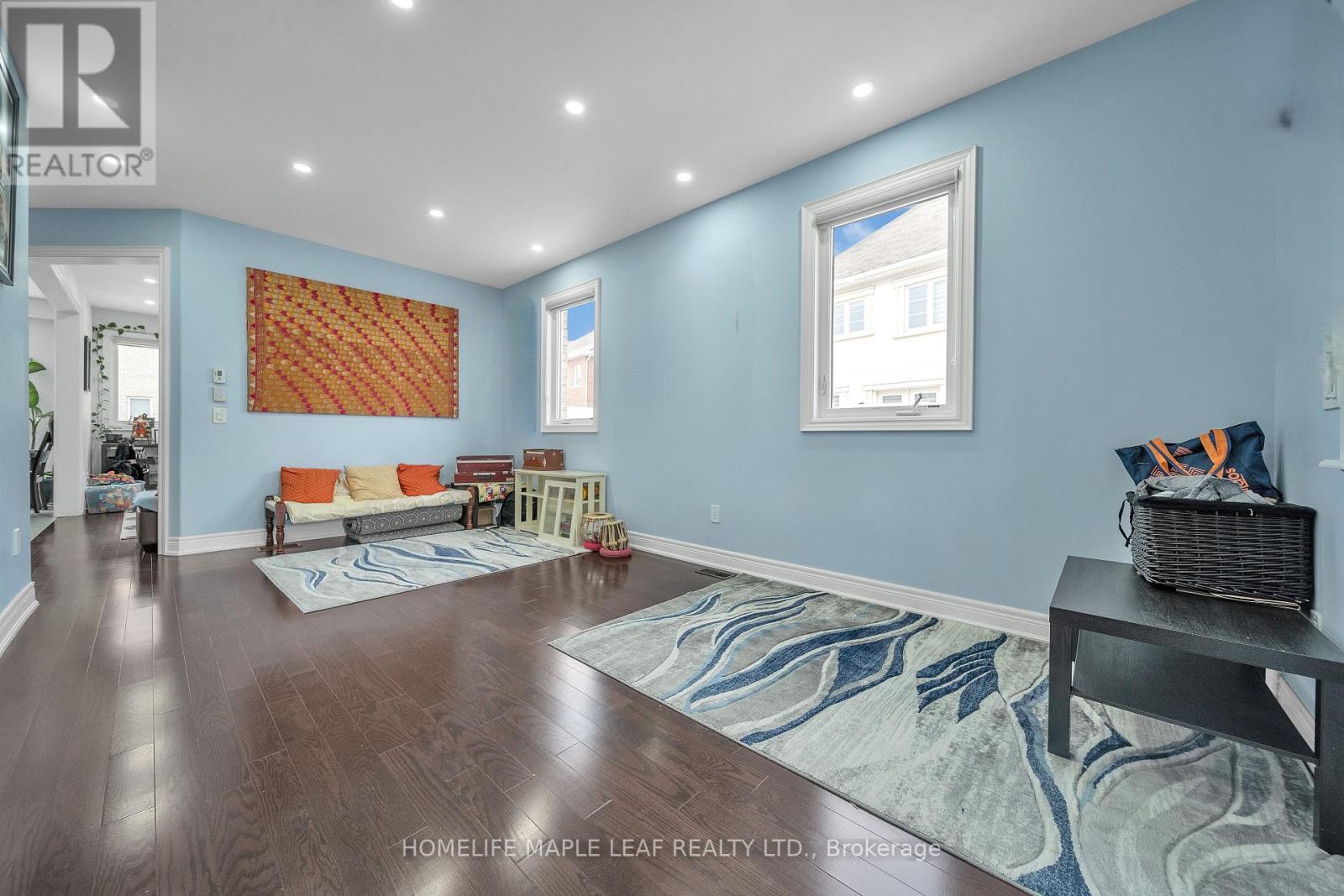 4 Trentonian Street, Brampton, Ontario  L6R 0B3 - Photo 7 - W12605516