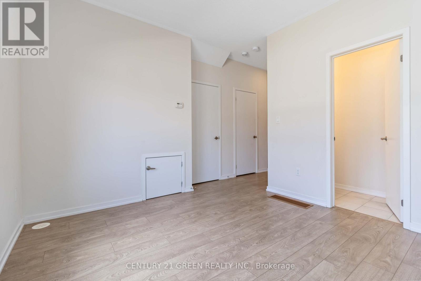 142 Landsbridge Street, Caledon, Ontario L7E 2E1 - Photo 22 - W12605542