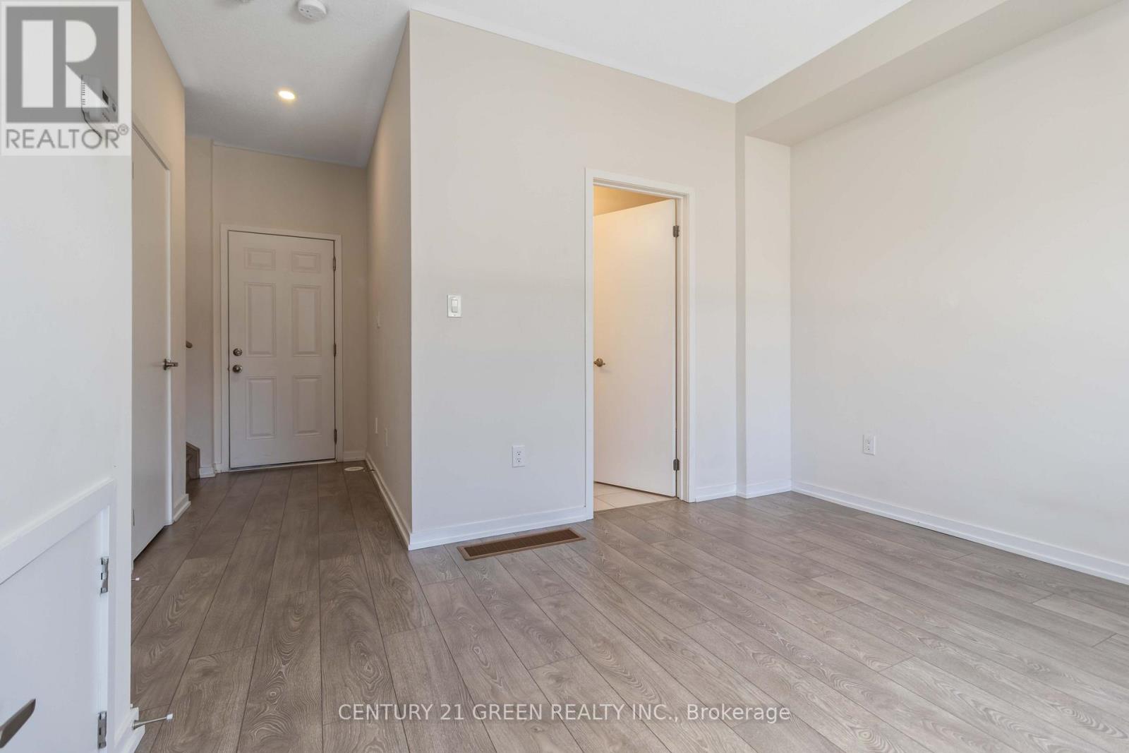 142 Landsbridge Street, Caledon, Ontario L7E 2E1 - Photo 23 - W12605542