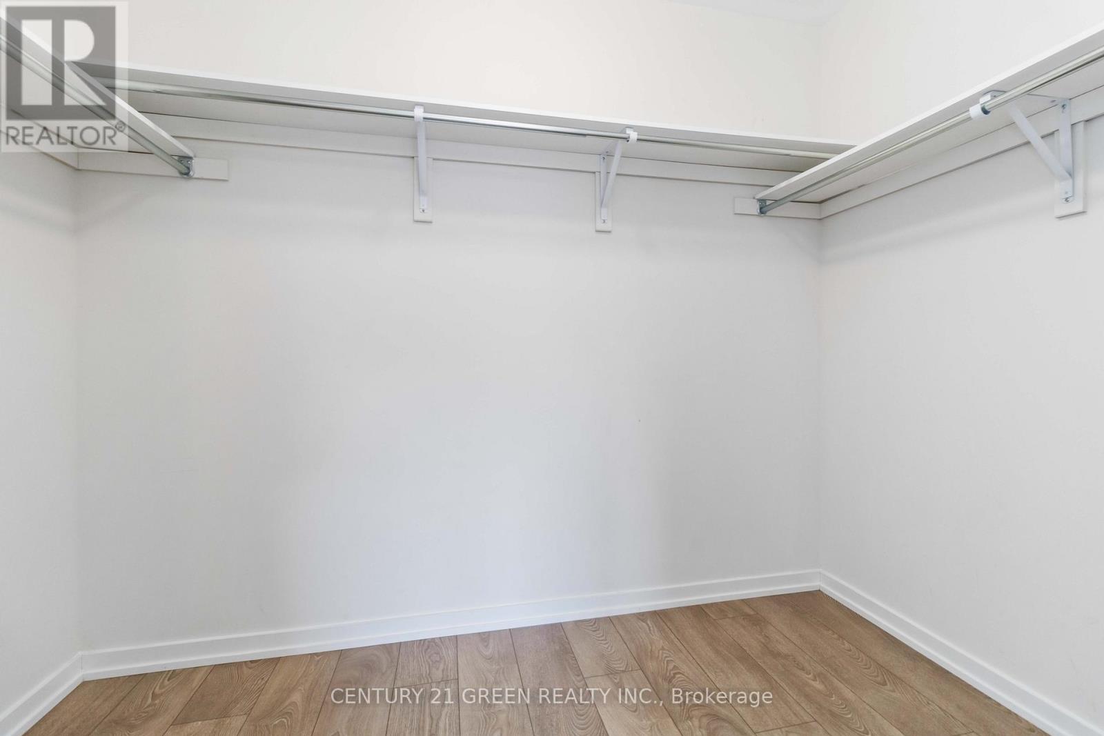 142 Landsbridge Street, Caledon, Ontario L7E 2E1 - Photo 35 - W12605542