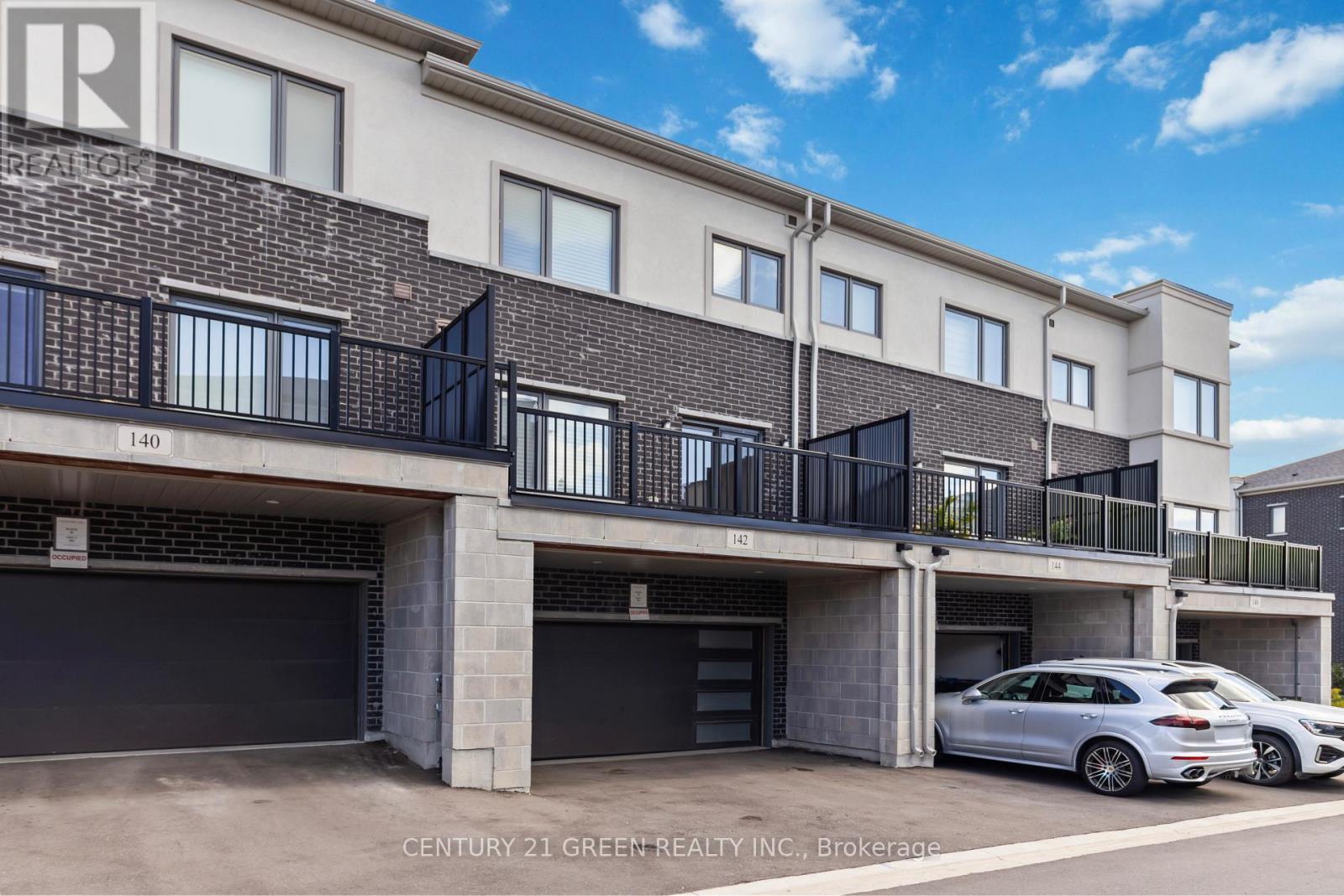 142 Landsbridge Street, Caledon, Ontario L7E 2E1 - Photo 49 - W12605542