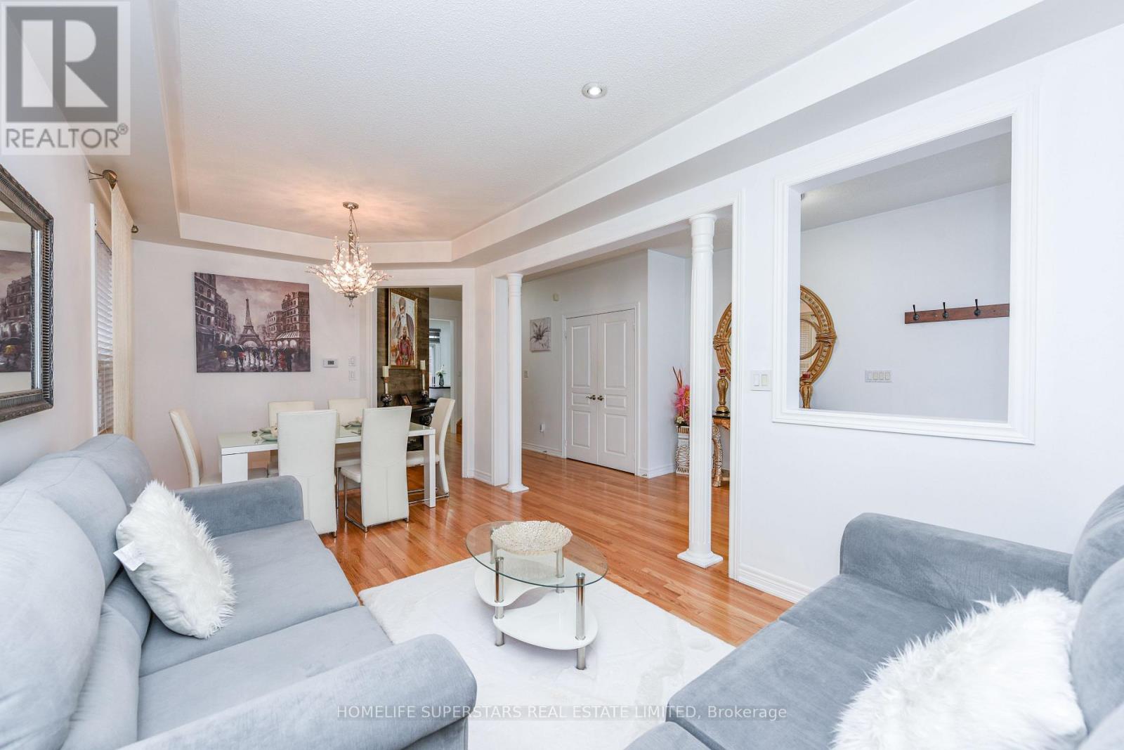 27 Dovehaven Crescent, Brampton, Ontario  L6P 2N8 - Photo 3 - W12605562