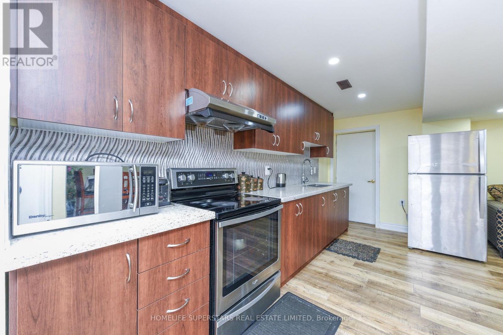 27 Dovehaven Crescent, Brampton, Ontario  L6P 2N8 - Photo 38 - W12605562