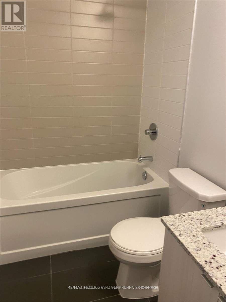 1218 - 4055 Parkside Village Drive, Mississauga, Ontario  L5B 0K8 - Photo 10 - W12605588